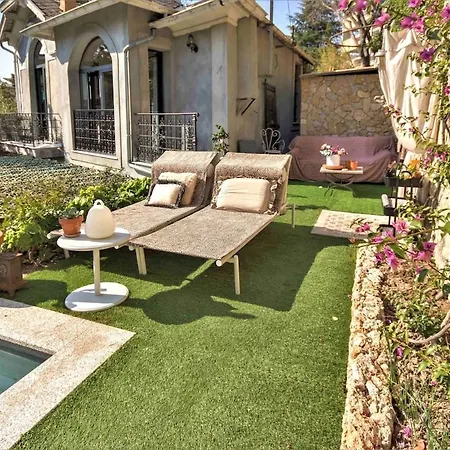 Cozy Vintage House With Pool In Cimiez *